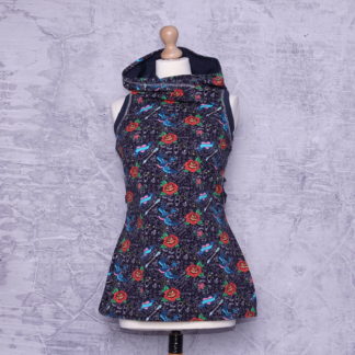 Walk about old tattoo top maat 40 ( L)
