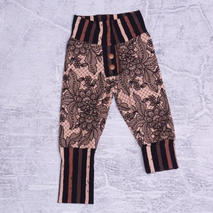 Lace forever jogger maat 0/1 jaar meegroei broekje