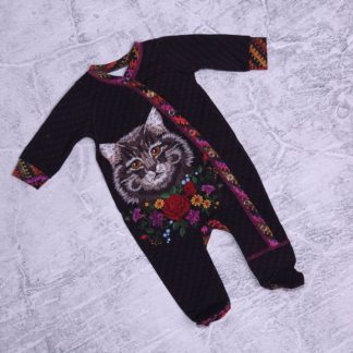 Kitty footie romper maat nb/3 maanden (50/56)