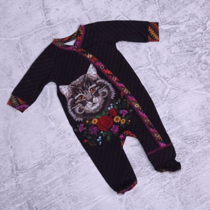 Kitty footie romper maat nb/3 maanden (50/56)
