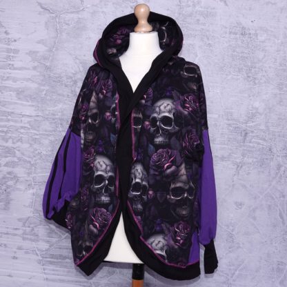 Skulls cardigan maat L french terry