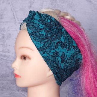 Groene lace maat 58cm