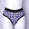 Skulls cheeky size M ( 10/12 uk ) 6/8 us