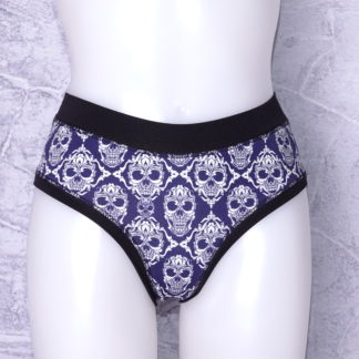 Skulls cheeky size M ( 10/12 uk ) 6/8 us