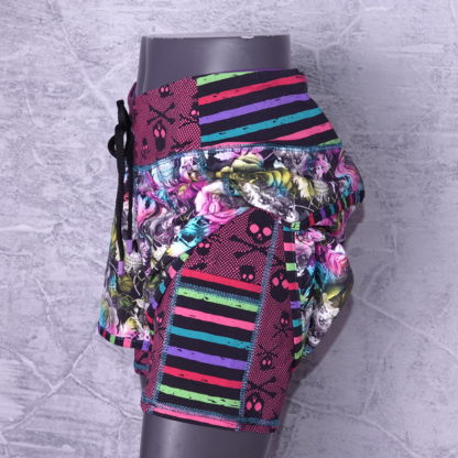 Moxi shorts skulls maat m/L met shorts met zakken . - Afbeelding 3