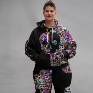 T-shirts & hoodies