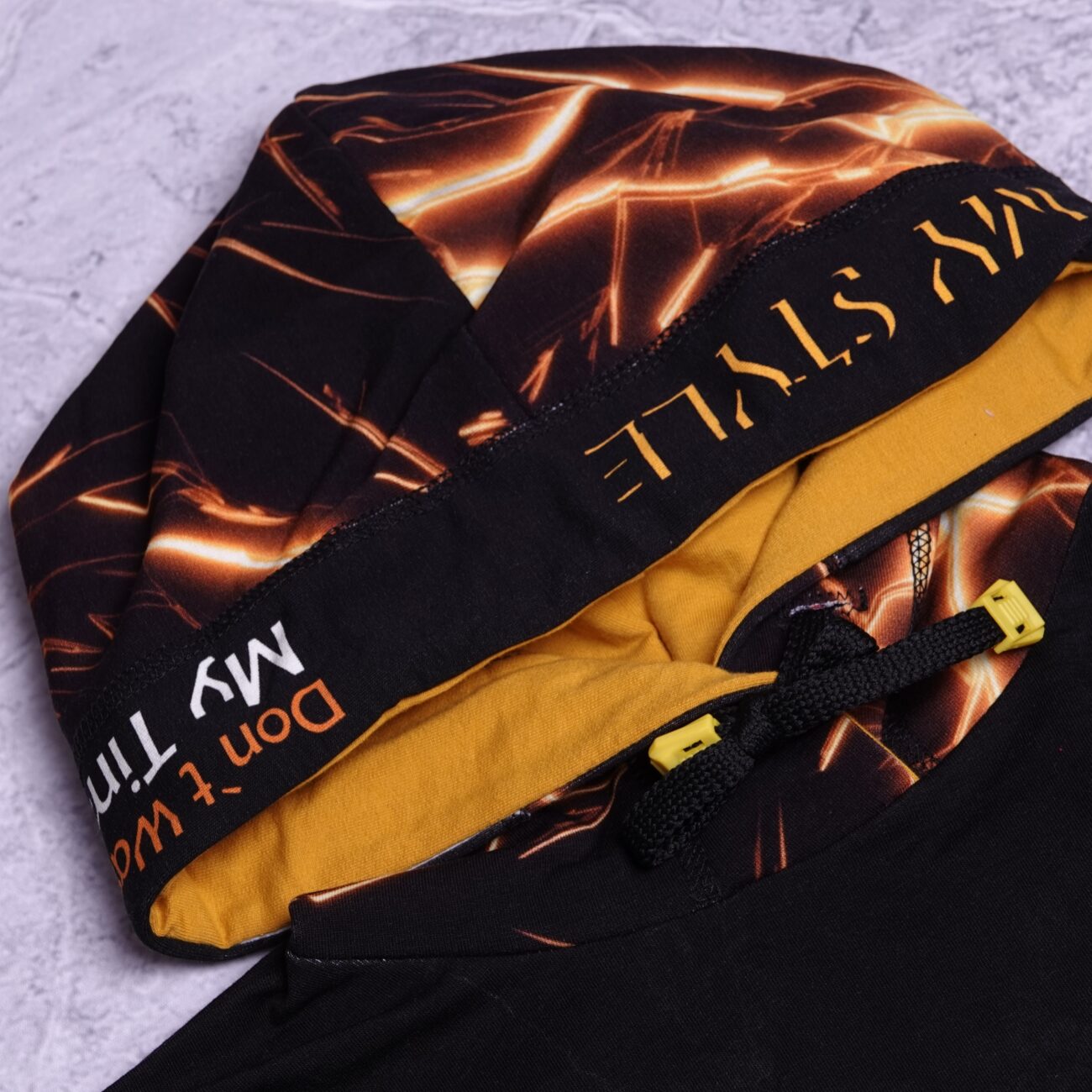 Detail panter oversized capuchon Detail panter oversized capuchon